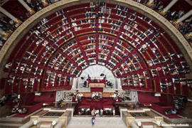 Assemblée nationale, de l’hémicycle à l’arène Assemblée nationale, de l’hémicycle à l’arène