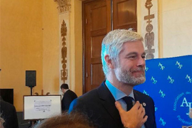 “Dans cette période de menace géopolitique, la France ne peut pas être un bateau ivre sans gouvernement et sans budget”