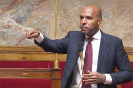 “Tu vas la fermer !” “Tu vas la fermer !”