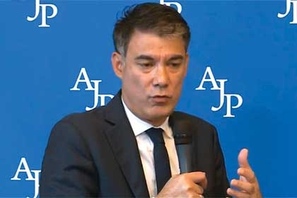 Réforme institutionnelle : Olivier Faure (PS) s’inquiète des risques pour le Parlement
