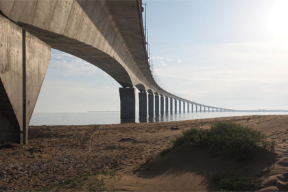 Un pont plus loin