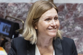 La présidente de l’Assemblée veut de “nouvelles règles”