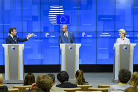 L’UE (entre)ouvre ses portes à l’Ukraine et à la Moldavie