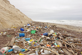 Le G7 veut réduire la pollution plastique à zéro en 2040