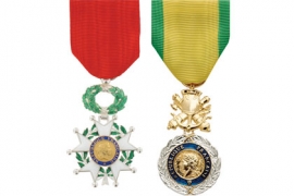 Mettre fin aux traitements attachés à la Légion d'Honneur et à la Médaille militaire