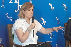 Dans le rétroviseur